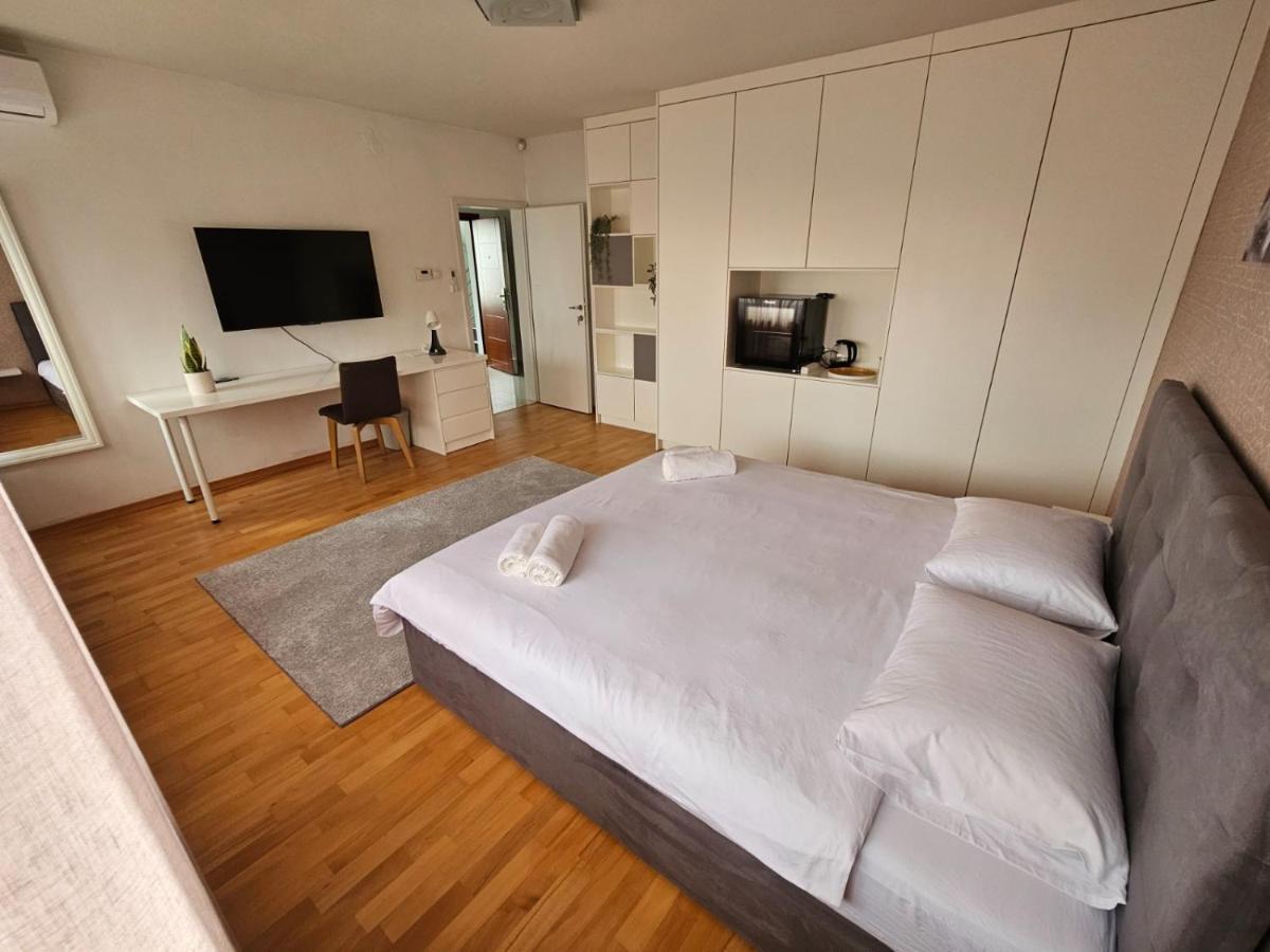 Comfort Rooms Remiza - Free Private Parking - Self Check-In Záhřeb Exteriér fotografie
